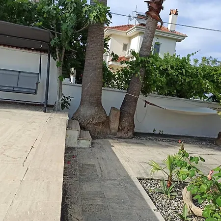 Διαμέρισμα Garden-view *